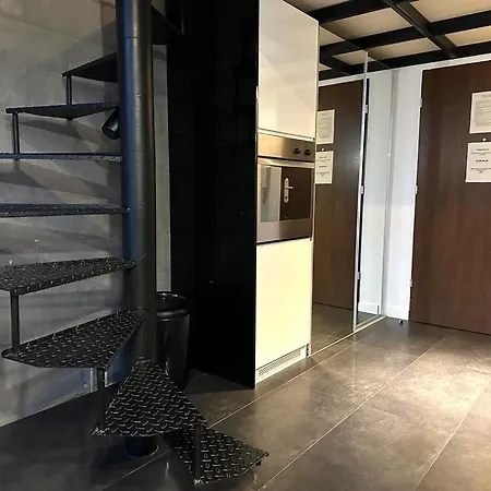 Apartman Mye - Tobaco Industrial Loft *