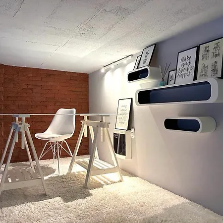 Mye - Tobaco Industrial Loft *