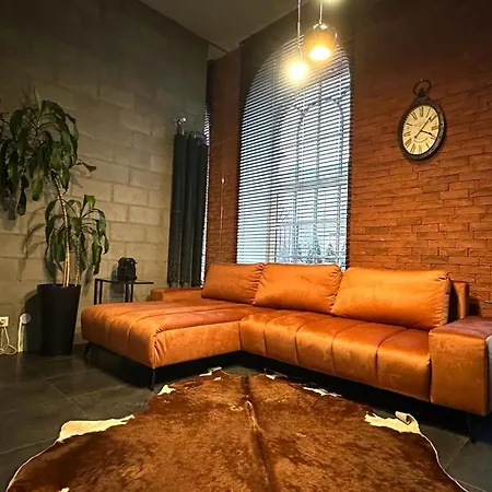 Daire Mye - Tobaco Industrial Loft